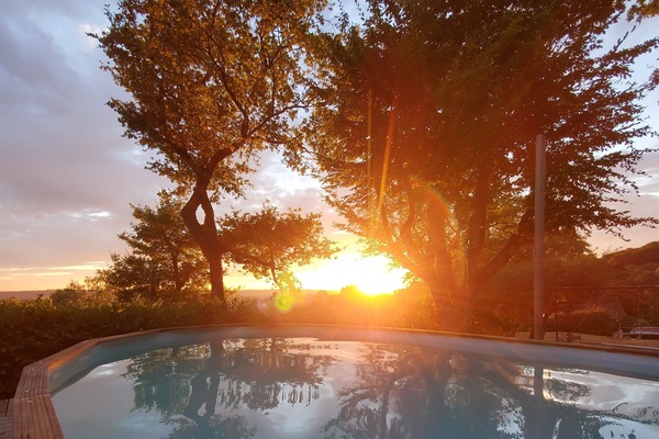 Ulkouima-allas, lämmitetty uima-allas