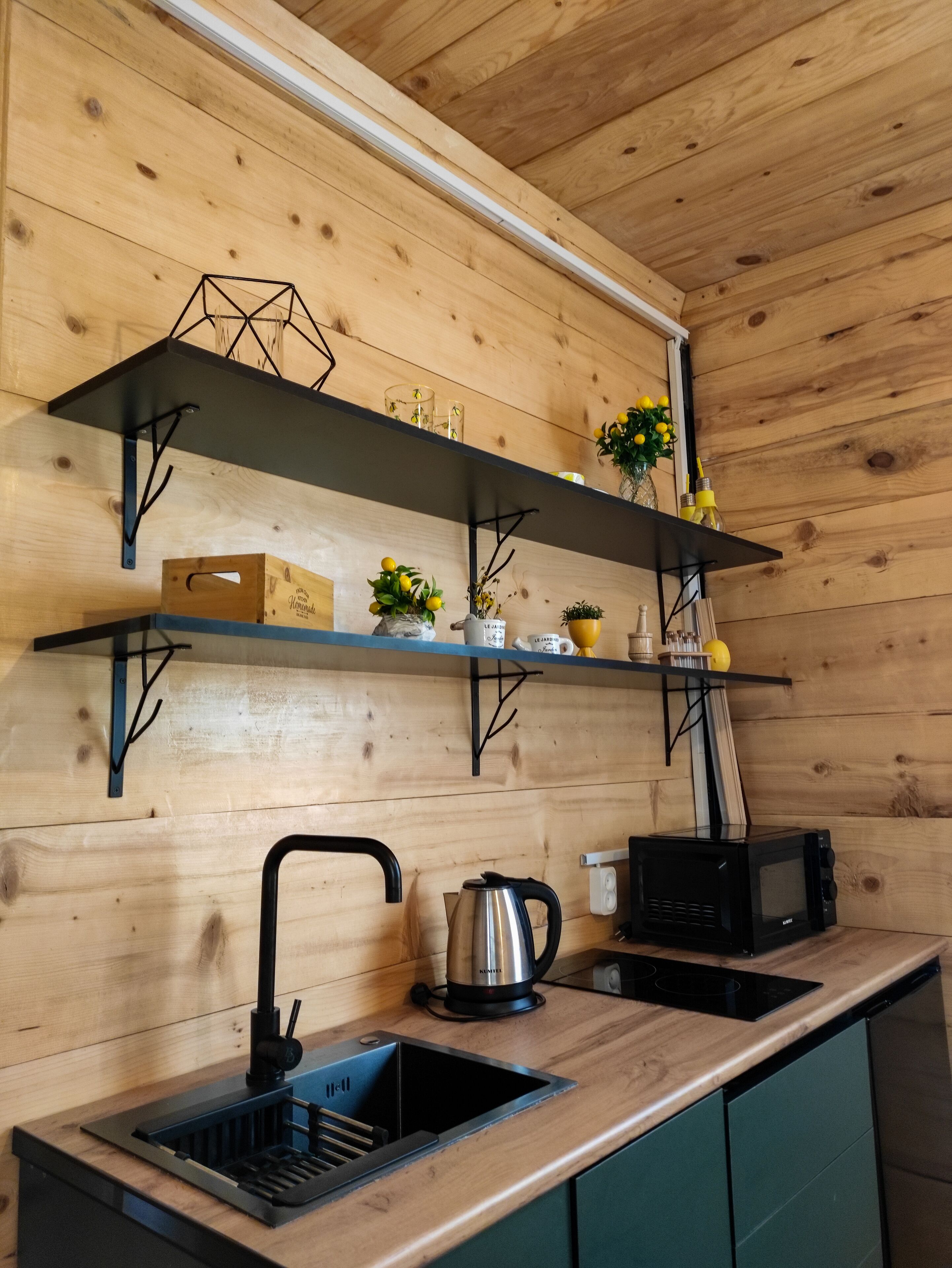 Frigorífico y microondas