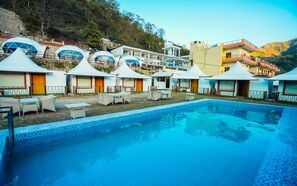 Front of property - Night in Paradise (Rishikesh)