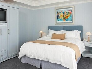 Hypo-allergenic bedding, minibar, in-room safe, desk - Calders Hotel and Conference Centre (Cape Town)