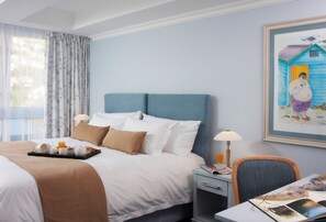 Quarto casal ou duplo standard | Roupas de cama antialérgicas, frigobar, cofres nos quartos, escrivaninha