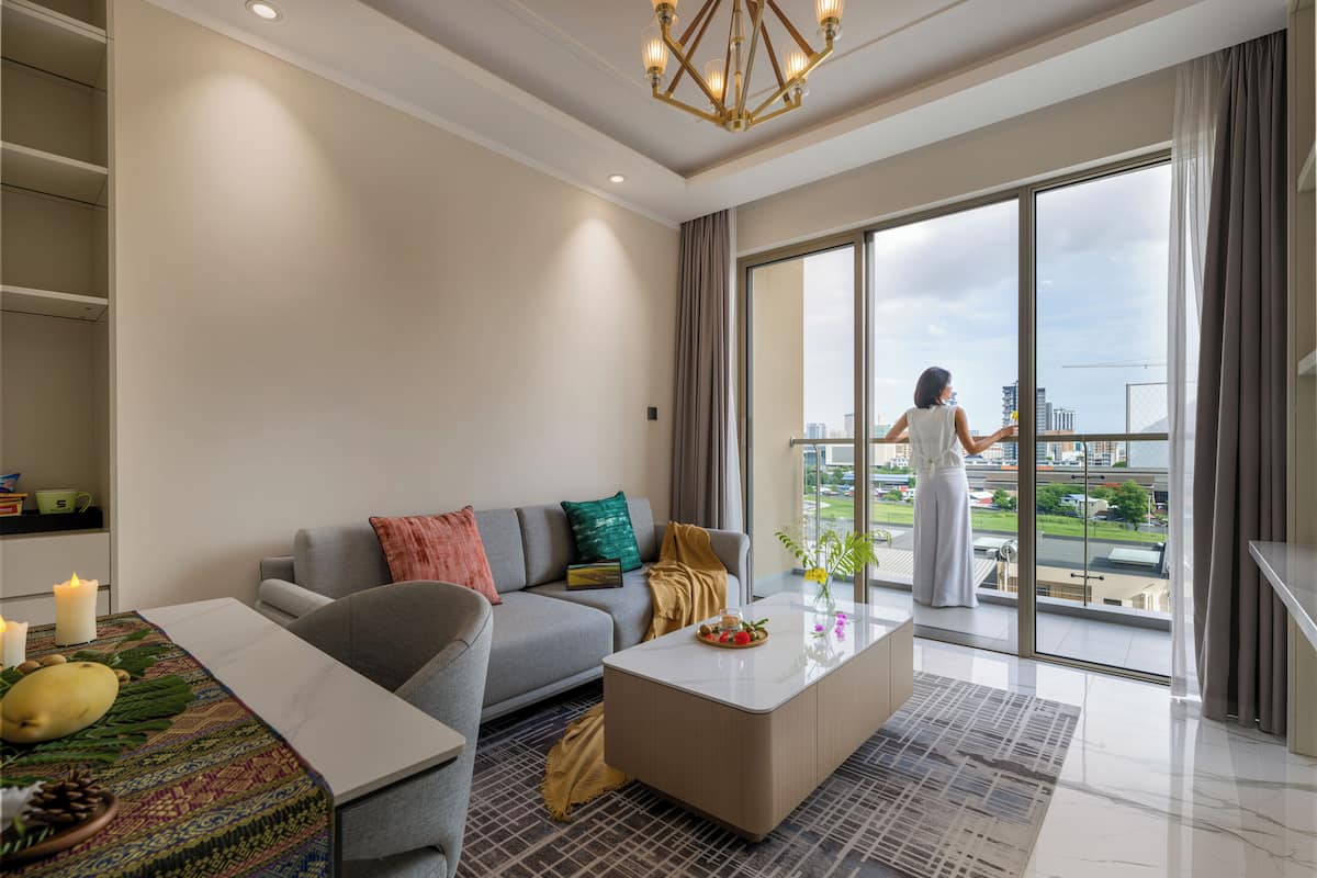 Superior Spacious One- Bedroom Suite with Kitchen | Living area