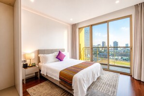 Luxury Family Two-Bedroom Suite with Expansive Living Area and Kitchen | Soundproofing, free WiFi, bed sheets - Soladia Hotel & Residences by One Park (Phnom Penh)