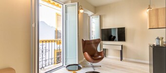 Harinas Central Apartments by Valcambre 