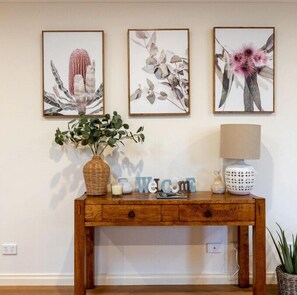 Interior - ELMWOOD HOUSE (Healesville)