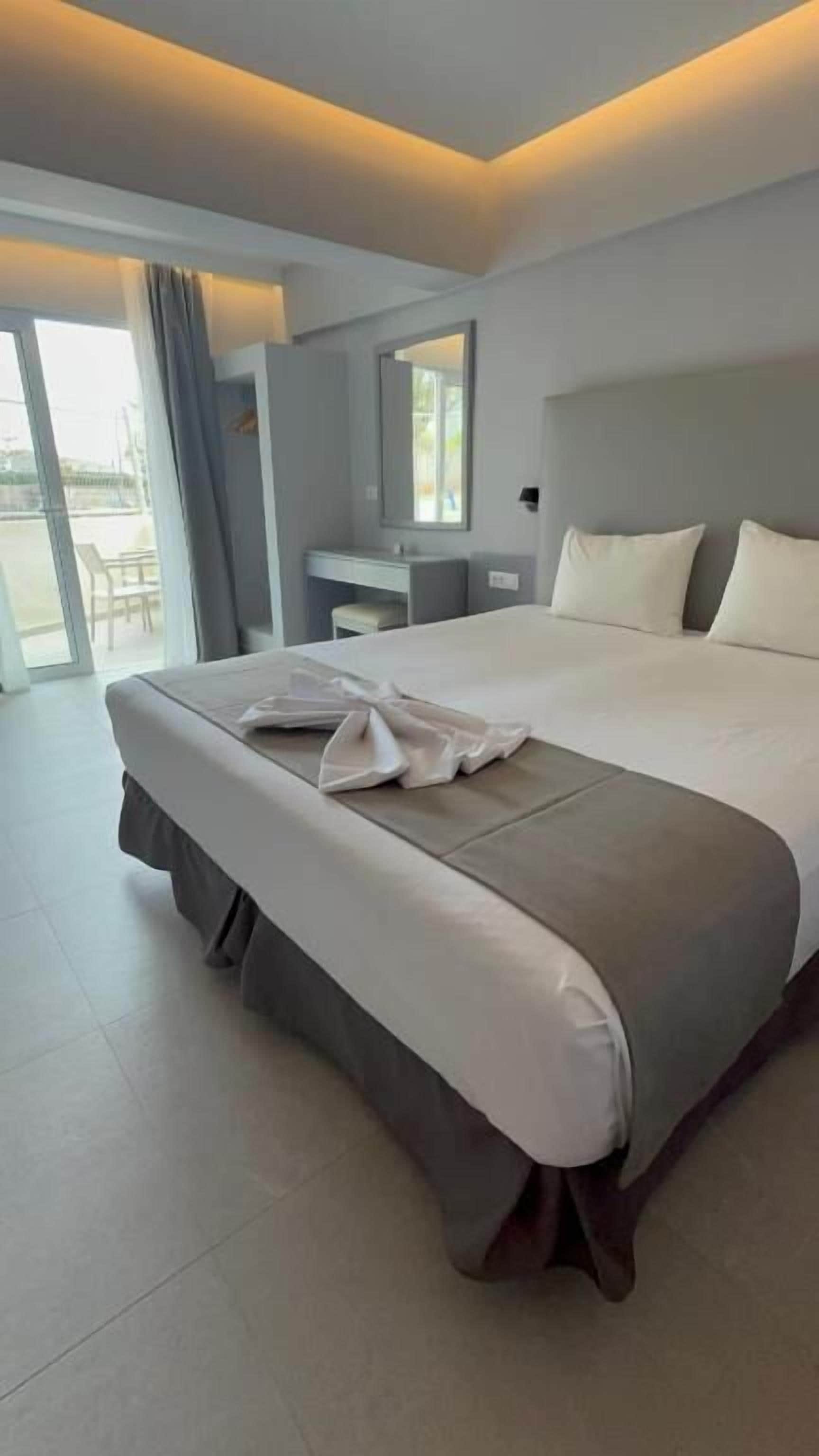 Superior Room | Egyptian cotton sheets, premium bedding, Select Comfort beds