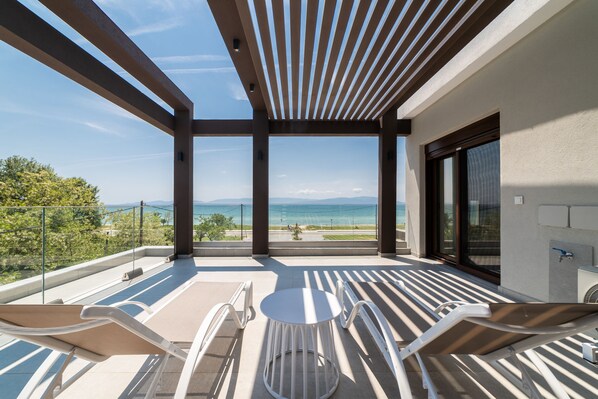 Duplex, 3 Bedrooms | Egyptian cotton sheets, premium bedding, Select Comfort beds