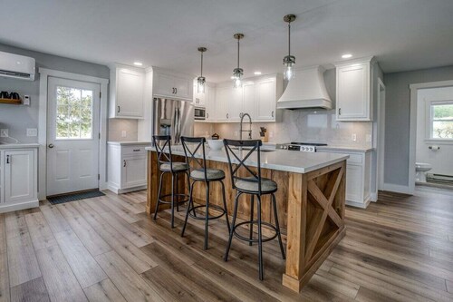 Whispering Vines: rural home set in a vineyard