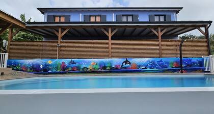 Pretty apartment with shared swimming pool less than 1km from the sea