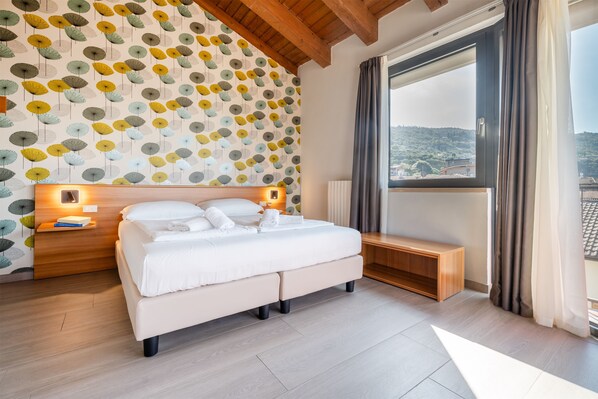 Elite Double or Twin Room, Lake View