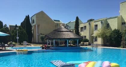 LB - Medencepart Apartman