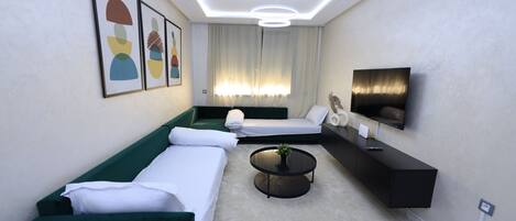 1 bedroom, iron/ironing board, travel cot, free WiFi