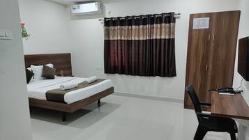 Executive Room | 1 bedroom, free WiFi