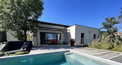 Villa Etoiles et Vue Située à Mercuer-aubenas en Ardéche
