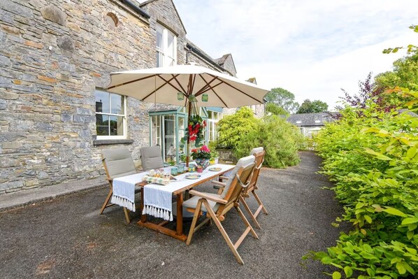 Terrace/patio - The Coach House at Moyglare Manor (Maynooth)