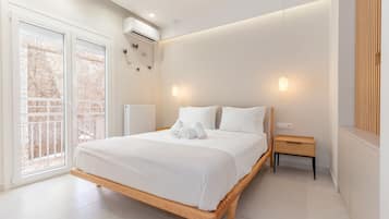 Luxury Apartment | 2 bedrooms, in-room safe, individually decorated, individually furnished