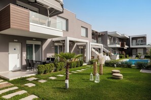 Front of property - Perla Residential Complex (Pangaio)