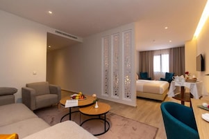 Suite Superior | Materassi Select Comfort, minibar, una cassaforte in camera