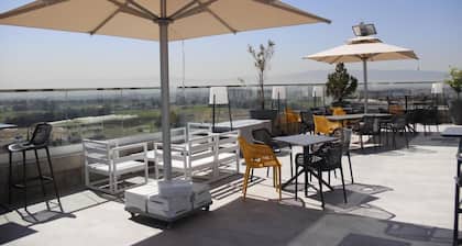 Golden Tulip Opera Alger