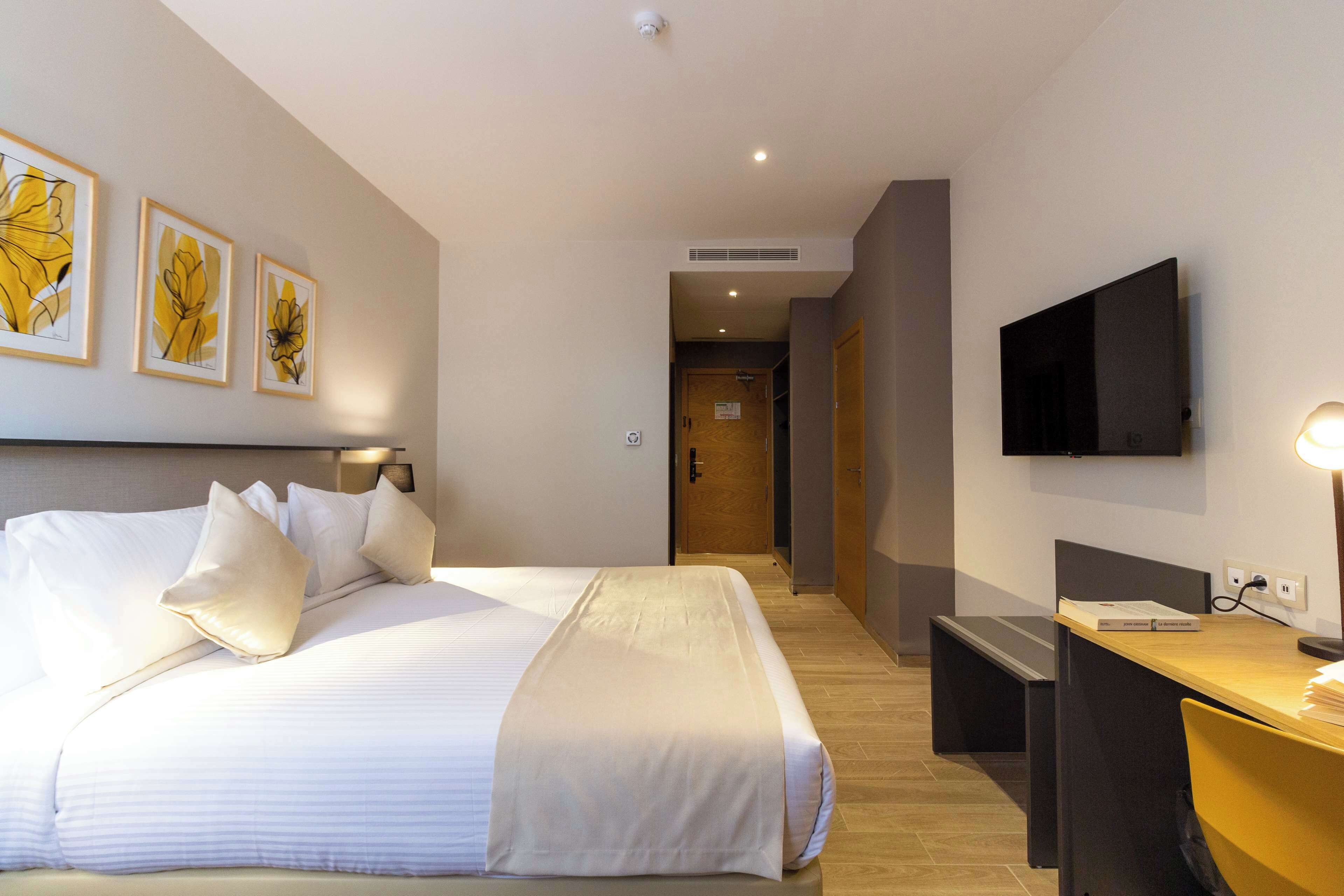 Select Comfort beds, minibar, in-room safe, individually furnished