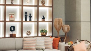 2 من البارات/الاستراحات