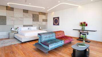 4 chambres, literie de qualité supérieure, ameublement personnalisé