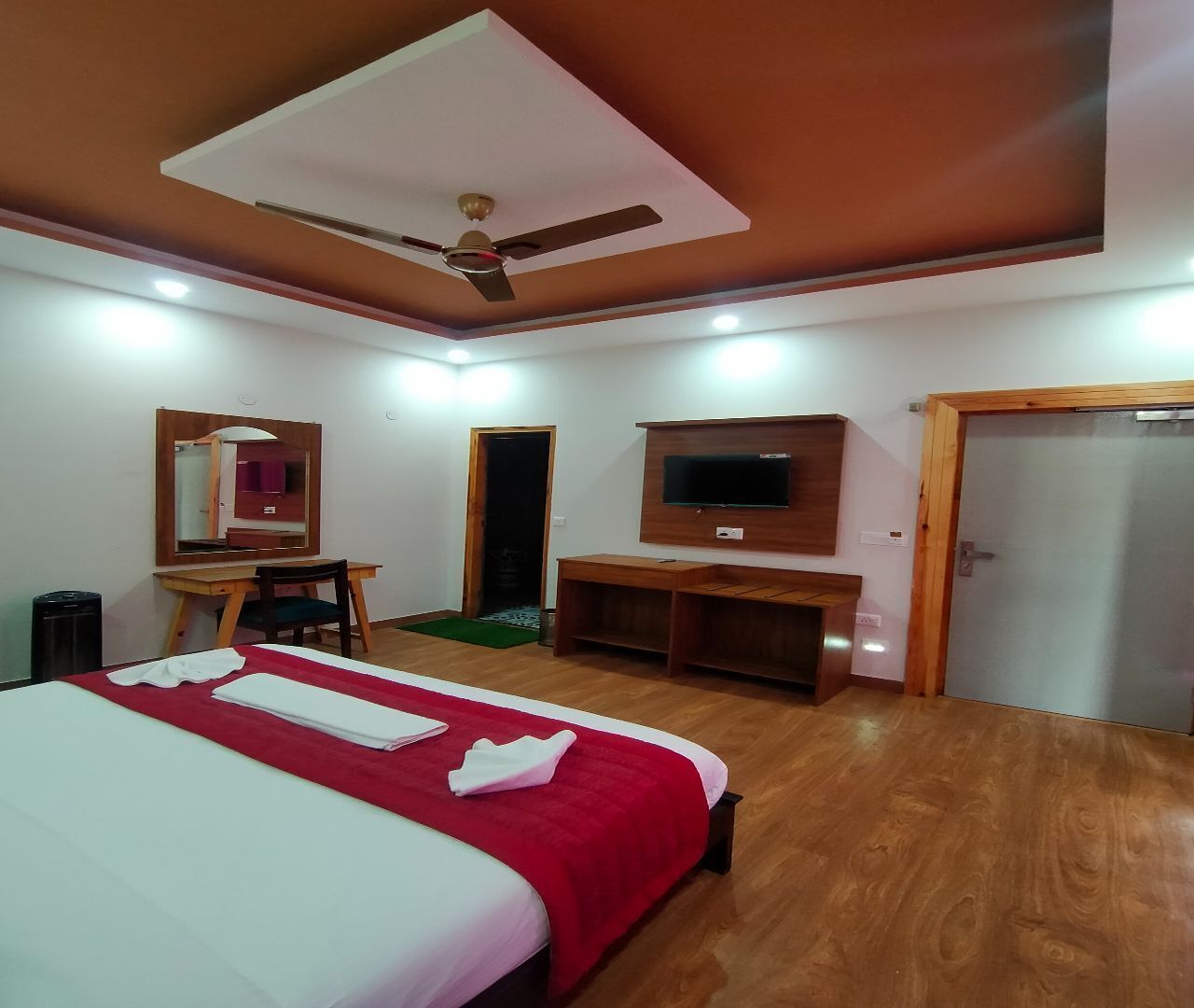 1 habitación, escritorio, sistema de insonorización y wifi gratis 