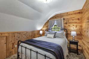4 bedrooms, free WiFi, bed sheets