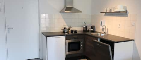 Deluxe Studio | Private kitchen