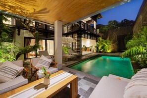 Minibar, desk, laptop workspace, free WiFi - Adepa Resort (Kerobokan)