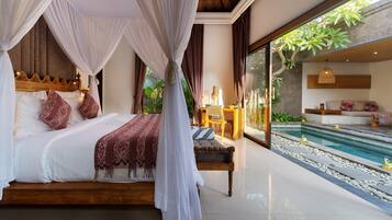 One-Bedroom Villa with Private Pool - King Bed | 2 bedrooms, minibar, desk, laptop workspace