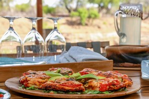 Restaurant - Koro River Camp  (Tuli Lodge)