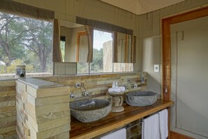 Deluxe-Zelt | Badezimmer