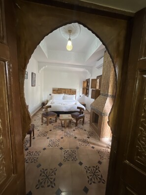 Seprai antialergi, selimut bulu angsa, dan tempat tidur Select Comfort