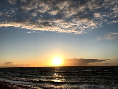 Sea-side holiday home with balcony views to the sea