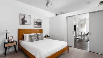 1 habitación, tabla de planchar con plancha, wifi y ropa de cama