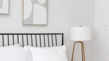 1 chambre, fer et planche Ă  repasser, Wi-Fi, draps fournis