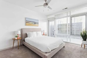 4 chambres, fer et planche à repasser, Wi-Fi, draps fournis