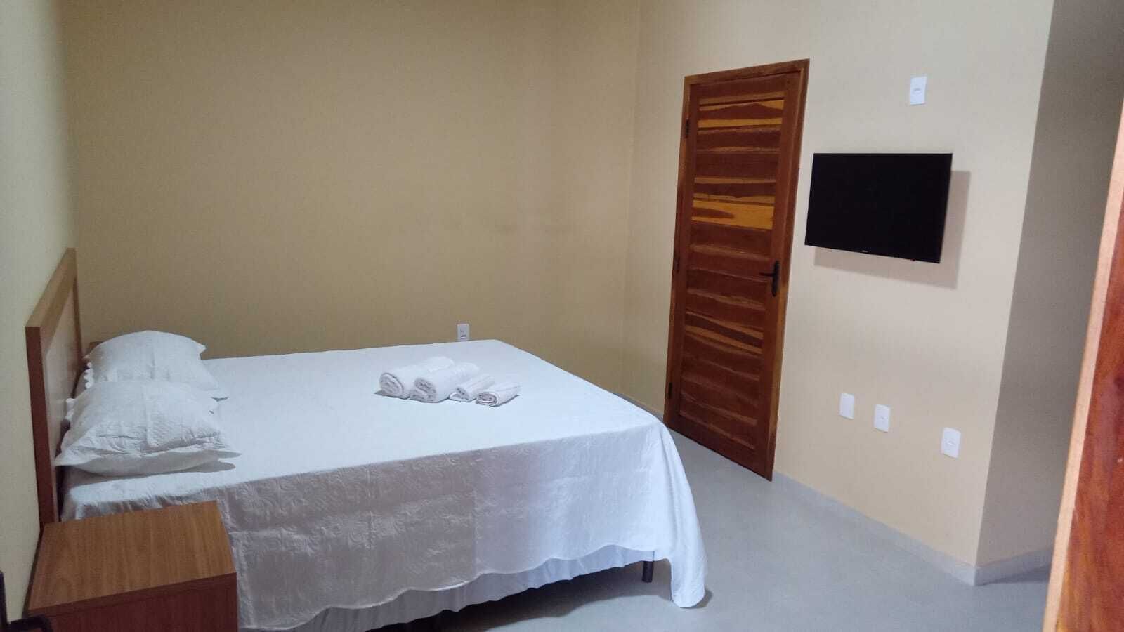Select Comfort beds, individually decorated, individually furnished