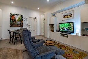 TV