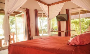 Premium Villa | Laptop workspace, free WiFi - Le Palme Beach Resort (Pandan)