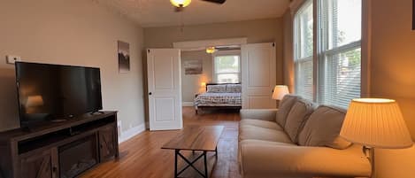 TV, fireplace, offices