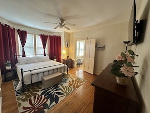 5 habitaciones, escritorio, tabla de planchar con plancha y wifi gratis