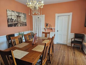 تناول الطعام