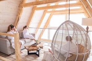 Interior - Mystical Beachfront Chalet , Hot tub , Sauna and Heated Container Pool (Cape Breton)