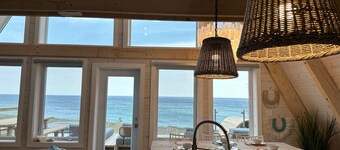 Mystical Beachfront Chalet , Hot tub , Sauna and Heated Container Pool