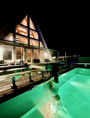Pool - Mystical Beachfront Chalet , Hot tub , Sauna and Heated Container Pool (Cape Breton)