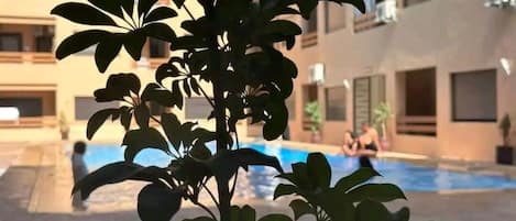 屋外プール
