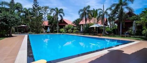 Piscine extérieure