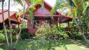 Tradisjonell bungalow | 1 soverom, wi-fi (inkludert) og sengetøy